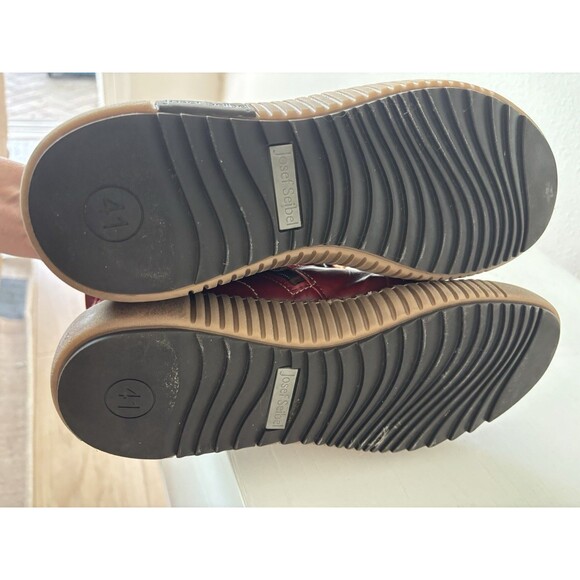 Josef Seibel Maren Boot Red Leather Bootie Size 11 EU 43 Colorful Yarn Zip W Box - Picture 8 of 11